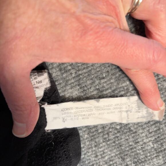 Zara Trafaluc Black White 3D Knit Sweatshirt Size Large MPN 2712281 - Picture 6 of 9